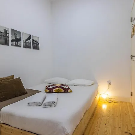 Castelo 12 - Apartments & Suites *