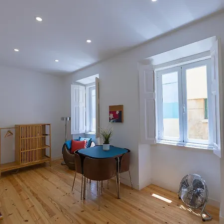 Apartment Castelo 12 - Apartments & Suites *