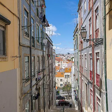 Castelo 12 - Apartments & Suites Apartment Lisbon